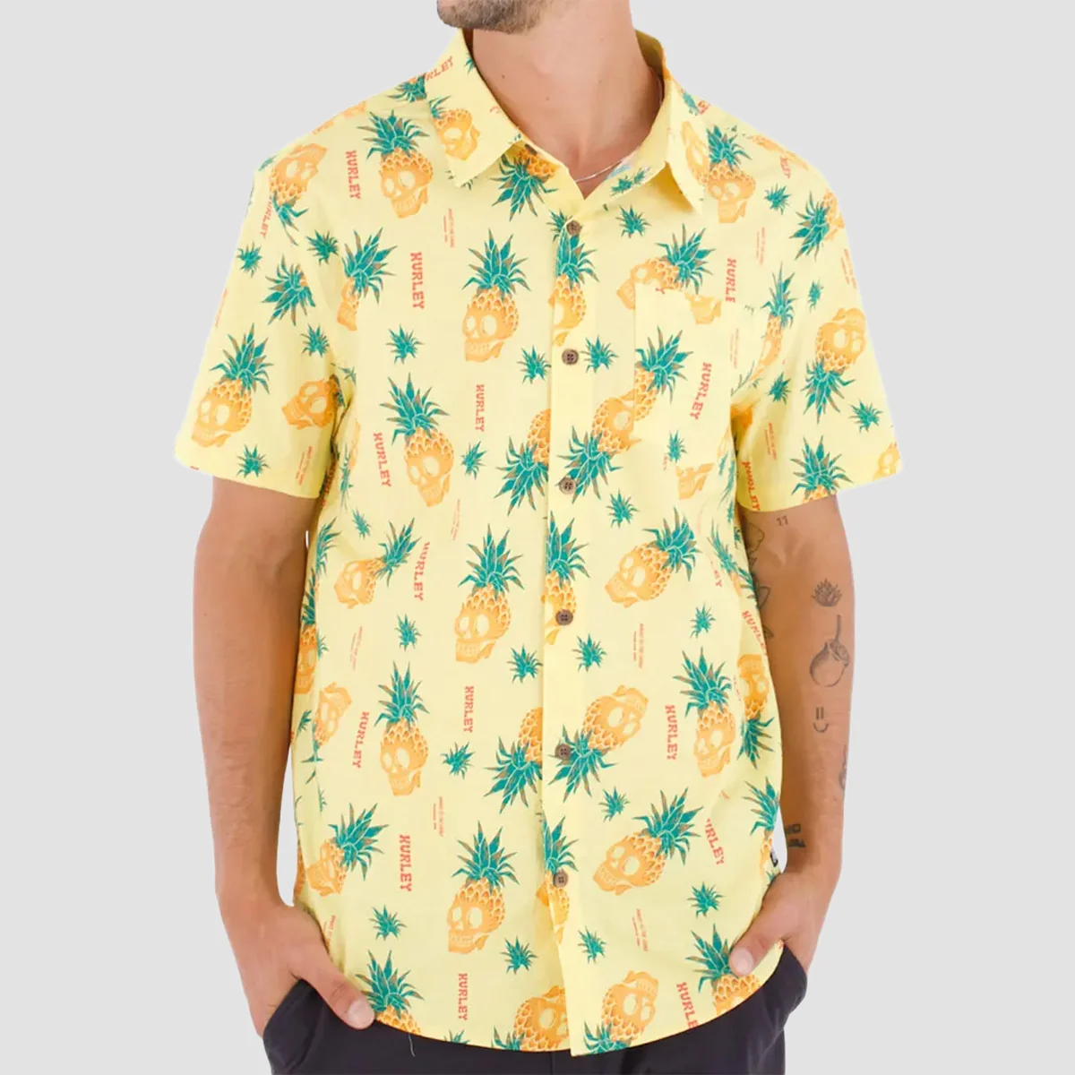 Hurley Erkek Printing Press Ananas Desenli Kısa Kollu Gömlek